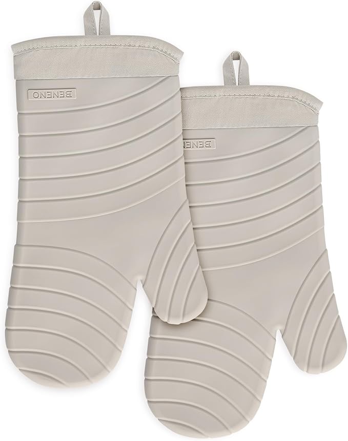 Beneno Premium Silicone Oven Mitts 2-Pack Heat Resistant 500°F, Soft Flexible Non-Slip Grips, BPA-Free & Waterproof Oven Mitts with Comfort Cotton Lining for Baking, Grilling, Cooking, 7"x13", Beige