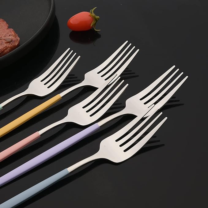 JASHII Flatware Set 24 Piece, Stainless Steel Silverware Set, Macaron Small Fresh Color Cutlery Set, Modern Elegant Tableware Set for Party, Christmas, Dinner (Yellow Silver)