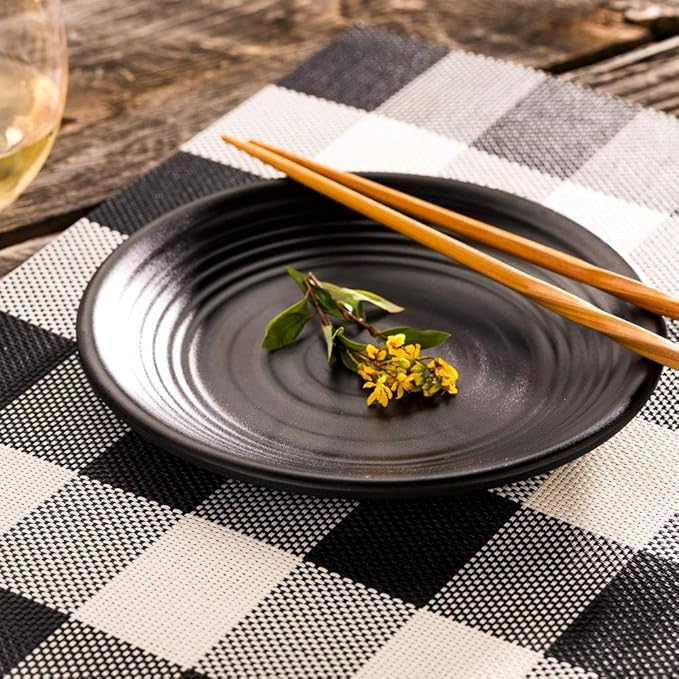 Restaurantware Carmel Mesh 16 x 12 Inch Table Placemats Set Of 6 Woven Washable Placemats - Large Gingham Print No Stain Black And White Kitchen Placemats Heat Tolerant Easy To Clean