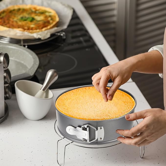 4 Pcs 8 Inch Non Stick Springform Pan with Removable Bottom Carbon Steel Round Springform Cheesecake Pan with Stainless Steel Spring Buckles for Baking Kitchens Restaurant(Gray)
