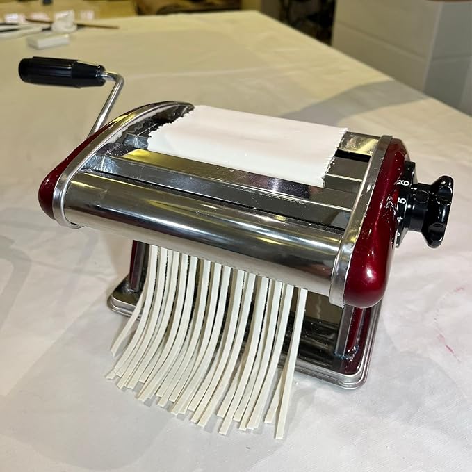 Manual Pasta Maker Machine – Stainless Steel Noodle Roller with Built-in 2mm & 4mm Cutters for Homemade Pasta, Lasagna, Fettuccine (Red, 2mm +4mm)