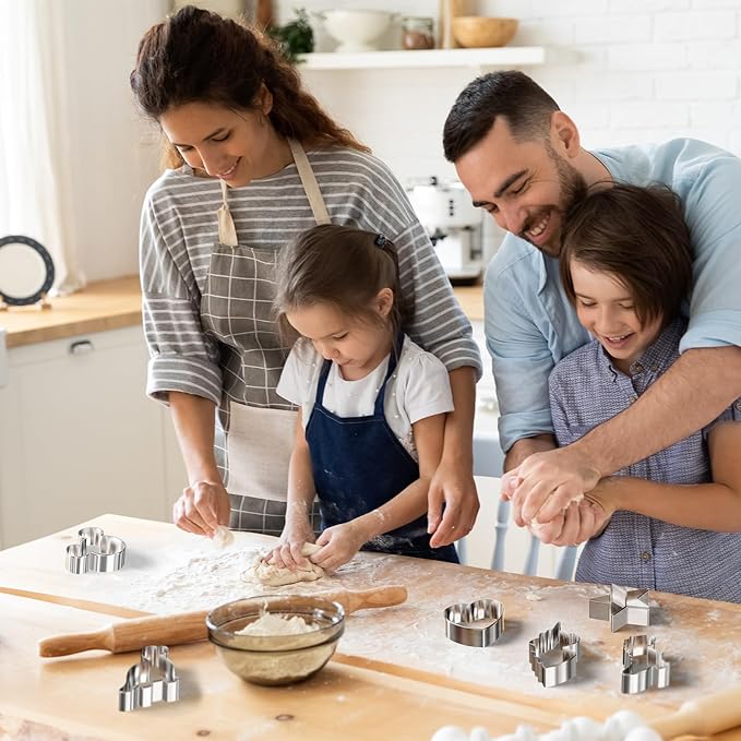 Stainless Steel Cookie Cutters, Mickey Unicorn Dinosaur Heart Star Cookie Cutters, Metal Biscuit Cutter Molds for Baking or Valentine's Day Christmas Holiday Party Decorations