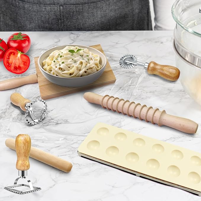 Pasta Making Tools Set, Pasta Making kit Includes 12 Pcs Pasta Making Tools Pasta Making Accessories Wooden Pasta Roller