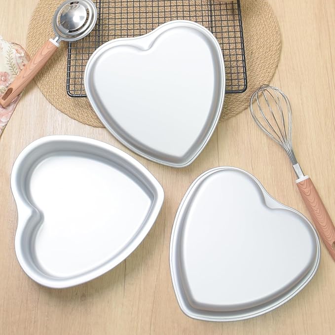 7 × 2 Inch heart cake pan,Set of 3 Aluminum Heart Cake Mold,Small Cake Pans, Heat Resistant Baking Cake Tins for Wedding, Party, Family Occasions, Chocolate. (7 × 2 Inch heart cake pan,Set of 3)