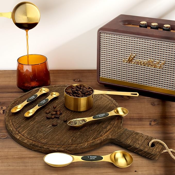 GuDoQi 15pcs Gold Magnetic Measuring Spoons and Cups Set, Stainless Steel 8 Dual Sided Magnetic Measuring Spoons set with Leveler, 7 Cups, Measurement for Liquid and Dry Ingredients for Kitchen