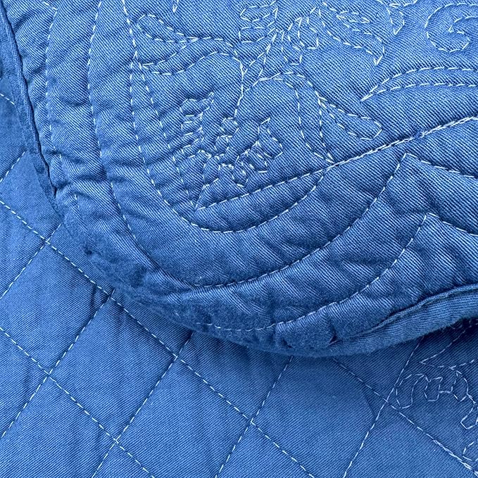 Quilted Placemats Set of 4 with Matching Cotton Napkins – 4 Piece Table Mats & 4 Cloth Napkins – 100% Cotton Table Linen Set for Everyday & Holiday Dining (4, Denim Blue)