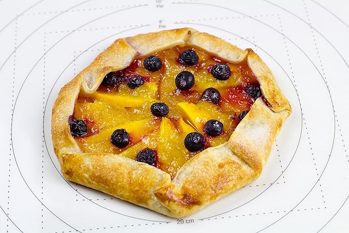 17.75 Inch Round Silicone Pastry Mat | Non Stick BPA-Free | Metric & Imperial Guides | Oven Microwave Freezer Dishwasher Safe - 450 °F to -40 °F