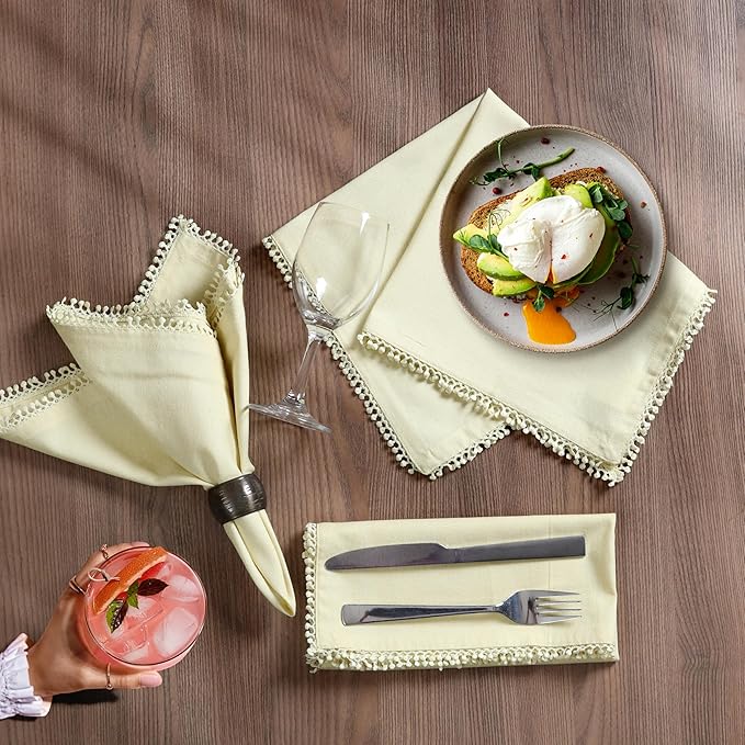 Bedding Craft Cotton Cloth Dinner Napkins Set of 12 – 18x18 French Vanilla Light Yellow with Decorative Lace Selvedge – Elegant Machine Washable Fabric Napkins for Weddings, Parties & Dining