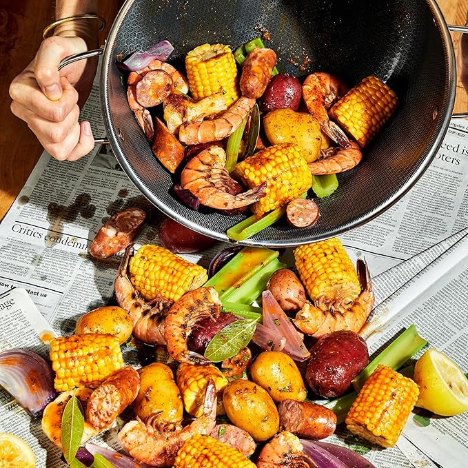 HexClad Hybrid Nonstick 12-Quart Stockpot with Tempered Glass Lid, Stay-Cool Handles, Dishwasher-Friendly, Oven-Safe Up to 900°F, Induction Ready, Compatible with All Cooktops