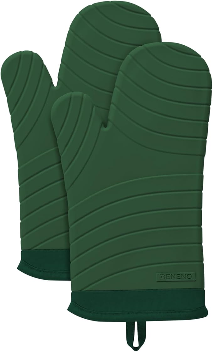 Beneno Premium Silicone Oven Mitts 2-Pack Heat Resistant 500°F, Soft Flexible Non-Slip Grips, BPA-Free & Waterproof Oven Mitts with Comfort Cotton Lining for Baking, Grilling, Cooking, 7"x13", Green