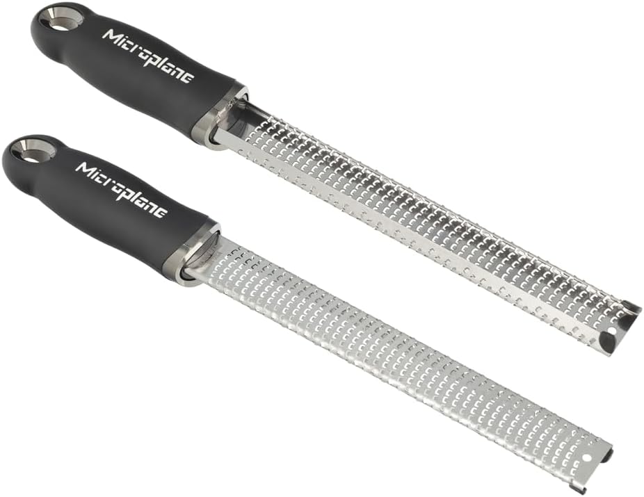 Microplane Premium Classic Series Zester 18/8, Black - Lemon Zester & Cheese Grater & Vegetable Grater - Citrus, Parmesan Cheese, Garlic, Ginger, Nutmeg, Chocolate - Stainless Steel Grater