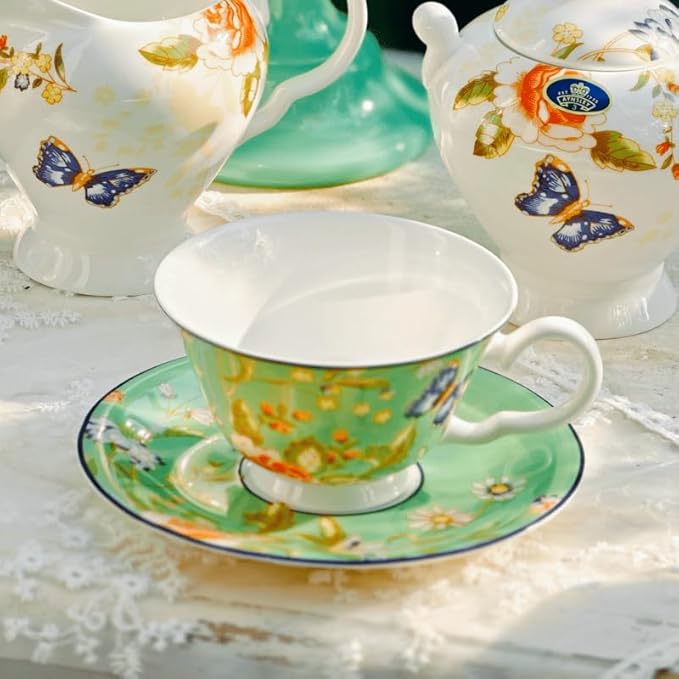 Aynsley Cottage Garden Windsor Fine Bone China English Tea Cup & Saucer Set, 7.4 oz(Green)