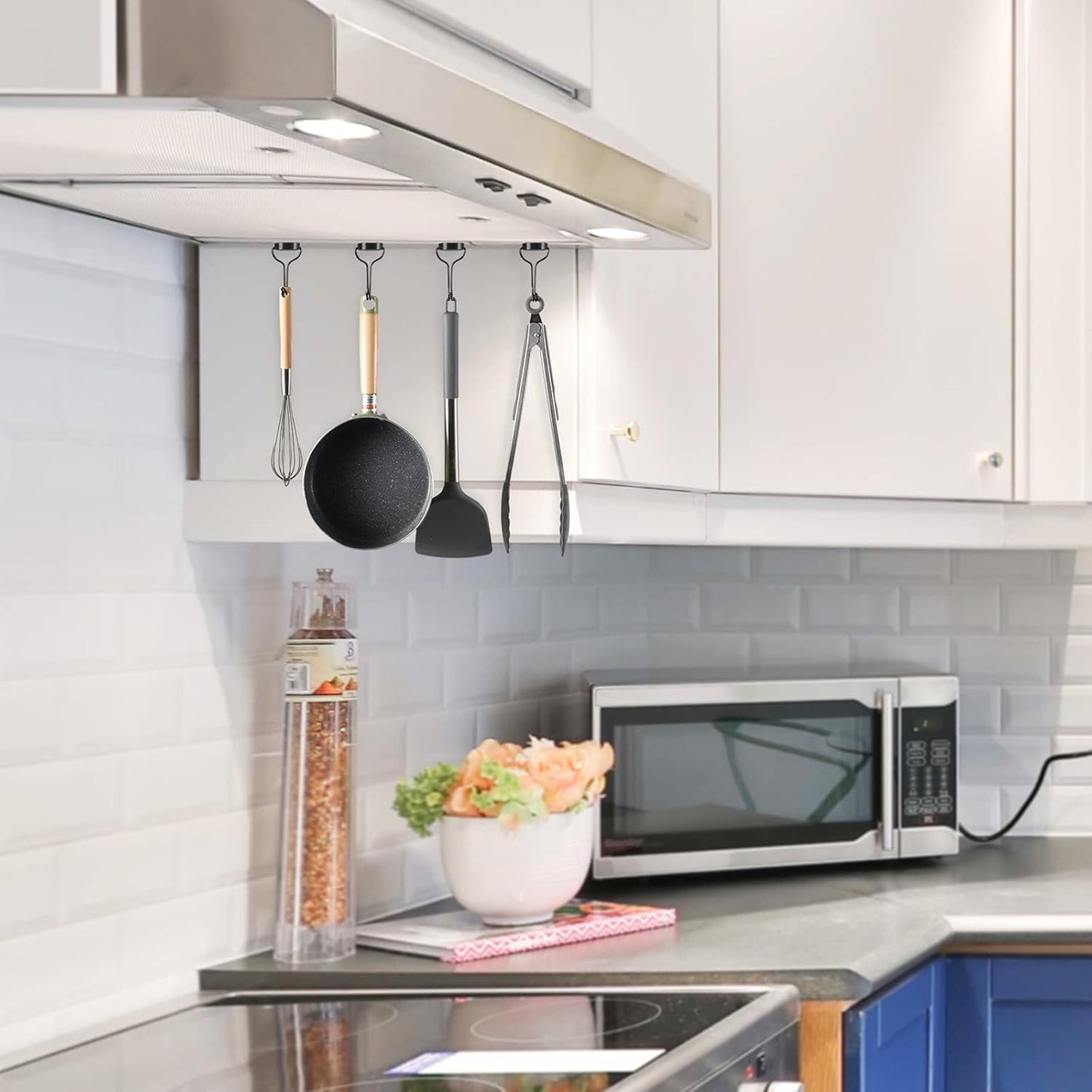 Magnetic Hooks,Heavy Duty 304 Stainless Steel Magnet Hooks for Cruise Refrigerator Grill,Strong Magnet with Hooks for Home Kitchen,Garage Toolbox Key Holder,4pack （Black,1.3in-1 40Lbs）