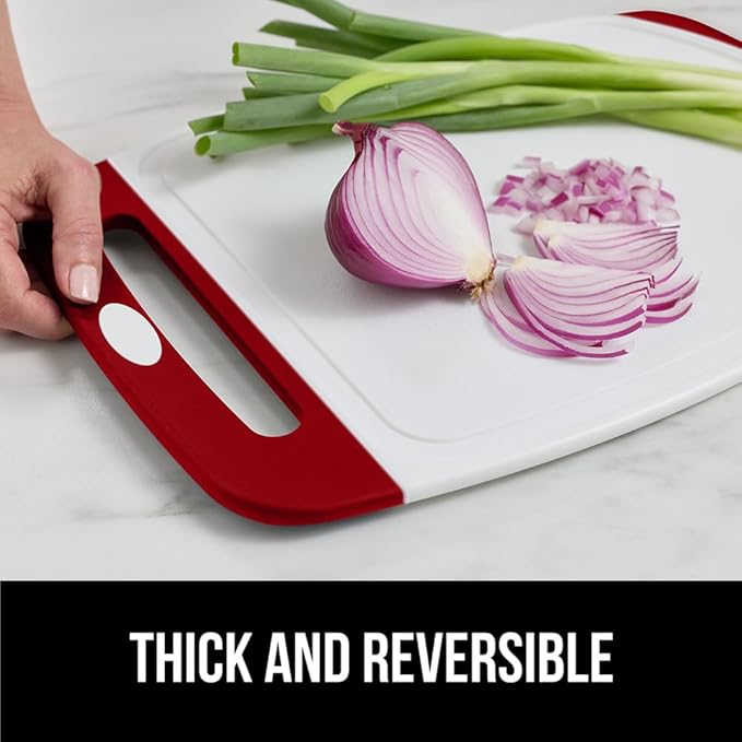 GORILLA GRIP BPA-Free Reversible Kitchen Cutting Board Set of 3, US Designed, Nonporous, Juice Grooves Catch Liquid, Slip Resistant Border, Durable Food Chopping Boards, Christmas Kitchen Decor, Red