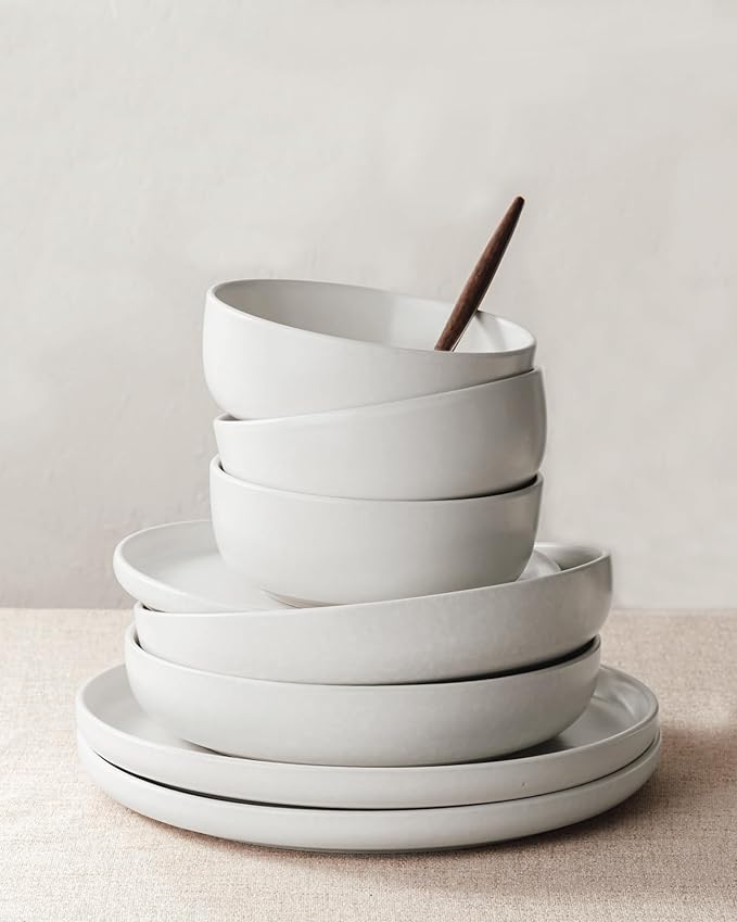 Famiware Milkyway Stoneware Dinnerware Sets with Pasta Bowls, Service for 4 (16 Pieces), Reactive Glaze Plates and Bowls Sets, Microwave and Dishwasher Safe Dishes Set, Matte White