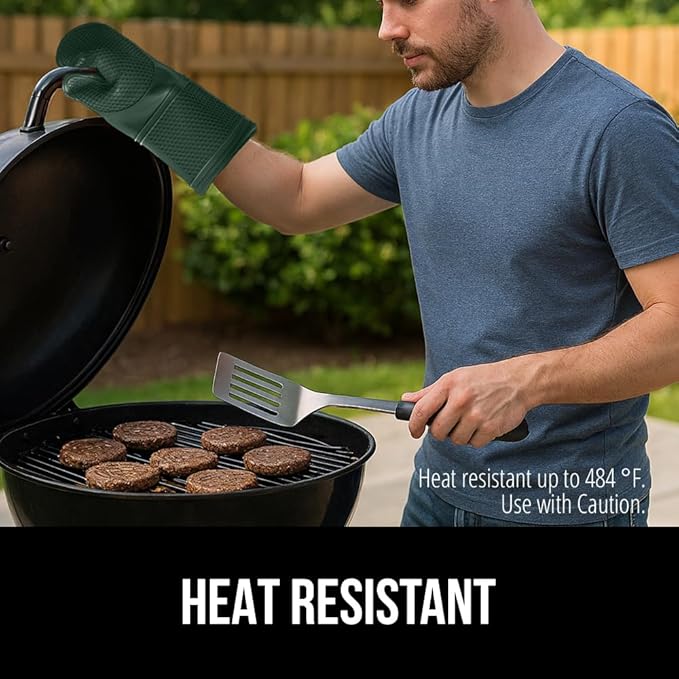 GORILLA GRIP BPA-Free Soft Silicone Oven Mitts, Heat Resistant and Waterproof Cooking Gloves, Thick Cotton Lining, Flexible Gripping for Baking Grilling, Kitchen Potholders Set, 12.5x8.3, Hunter Green