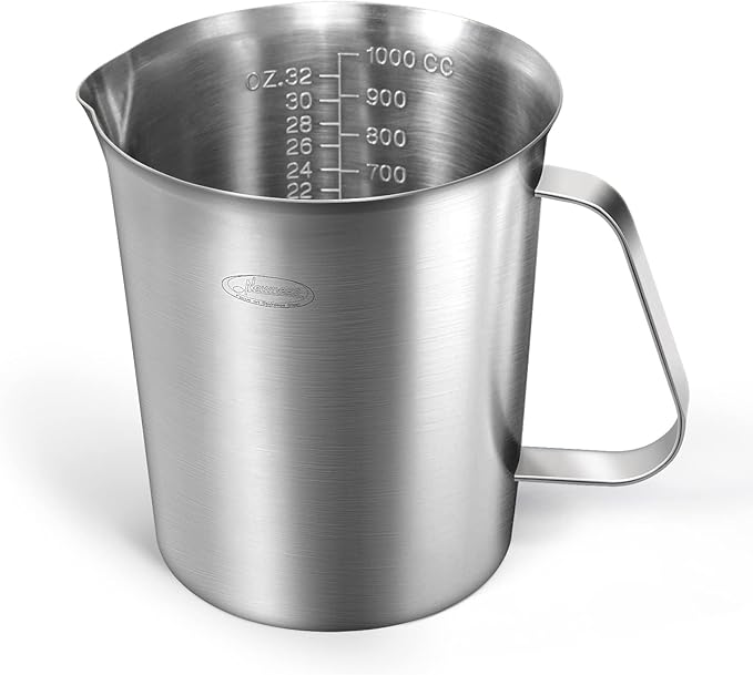 Measuring Cup, [Upgraded, 3 Measurement Scales, Including Cup Scale, ML Scale, Ounce Scale], Newness Stainless Steel Measuring Cup with Marking with Handle, 32 Ounces (1.0 Liter, 4 Cup)