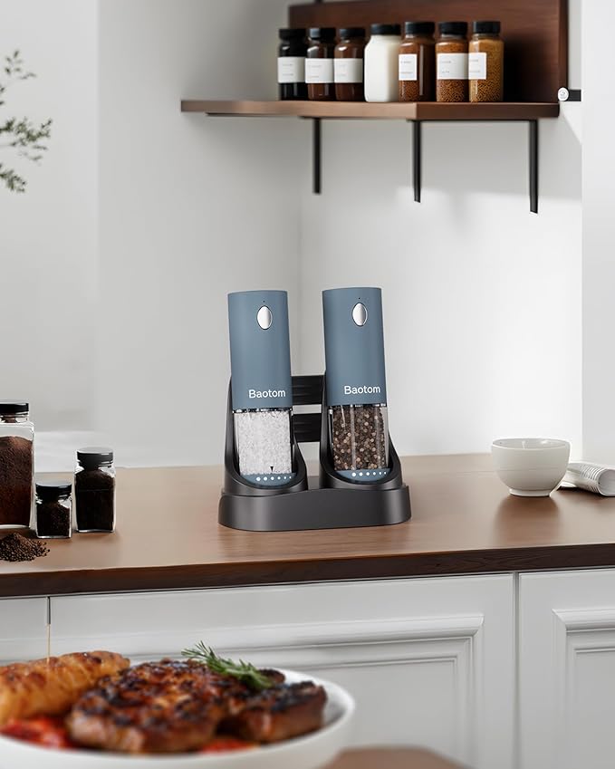 Electric Salt and Pepper Grinder Set with Dual Charging Base, 6 Adjustable Coarseness Levels & External Grind Settings, One-handed Operation Salt and Pepper Mills with LED Light, Blue