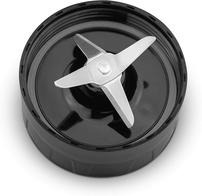 La Reveuse Smoothies Blender Personal Size 300 Watts with 18 oz BPA-free Portable Travel Sports Bottle (Light Blue)