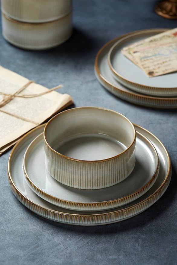 famiware Star Plates and Bowls Sets, Modern Stoneware Dinnerware Sets for 8, 24-Piece Kitchen Dish Set - Microwave and Dishwasher Safe, Chip and Scratch Resistant, Cappuccino White