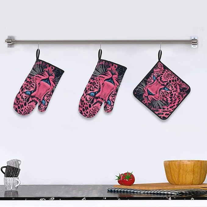 Oven Mitts Pot Holders Set 3 for Kitchen, Leopard Insulation Oven Gloves Heat Resistant Pot Pads Cook Essentials Accessories for BBQ Baking Cooking Kitchen Decor Gifts for Women
