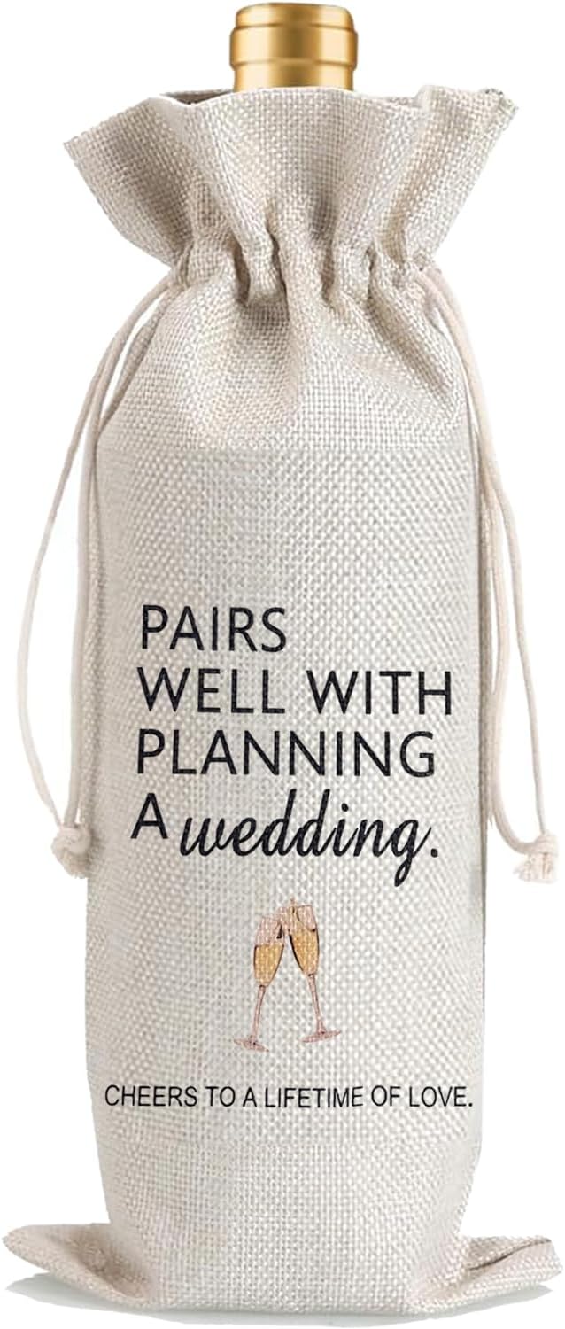 1Pcs Wedding Engagement Gifts for Couple, Mr & Mrs Gift, Newlywed Wine Bag Weeding Gift Wine Bag with 1Pcs Kraft Blessing Cards and natural jute rope