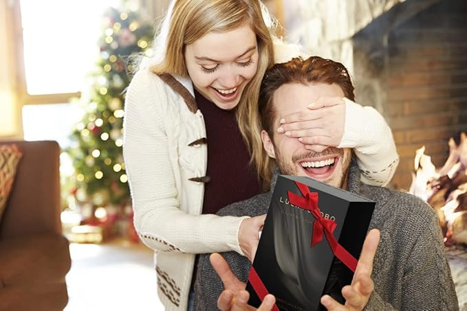Cocktail Shaker Set,24 oz Martini Shaker,Bartender Kit with Stand,Stainless Steel Martini Mixer Built-in Strainer,Bar Tool Set,Drink Shaker,Fun Gifts.