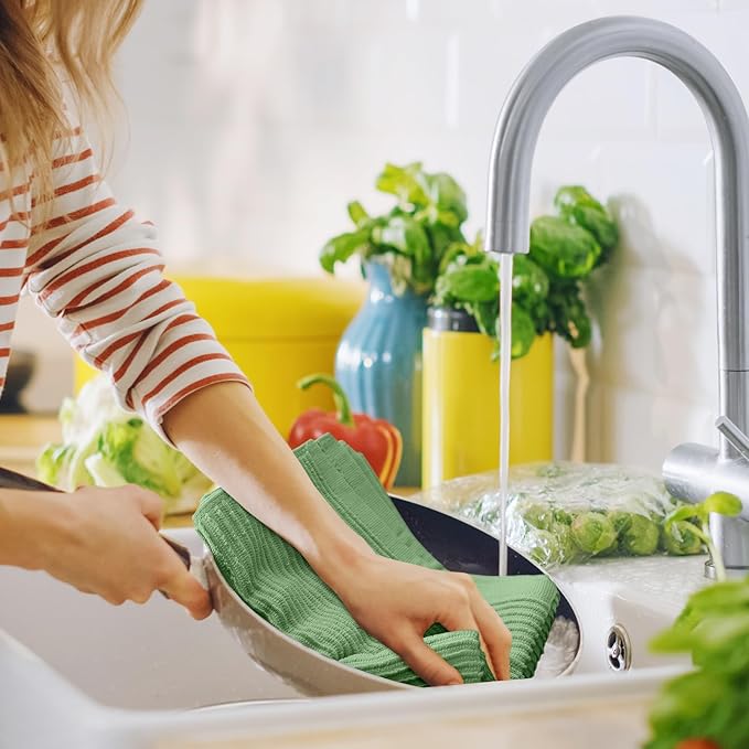 Homaxy Premium Kitchen Towels (18"x 28", 8 Pack), Large 100% Cotton Kitchen Hand Towels, Ultra Absorbent Ribbed Terry Tea Towels Set with Hanging Loop, Grass Green