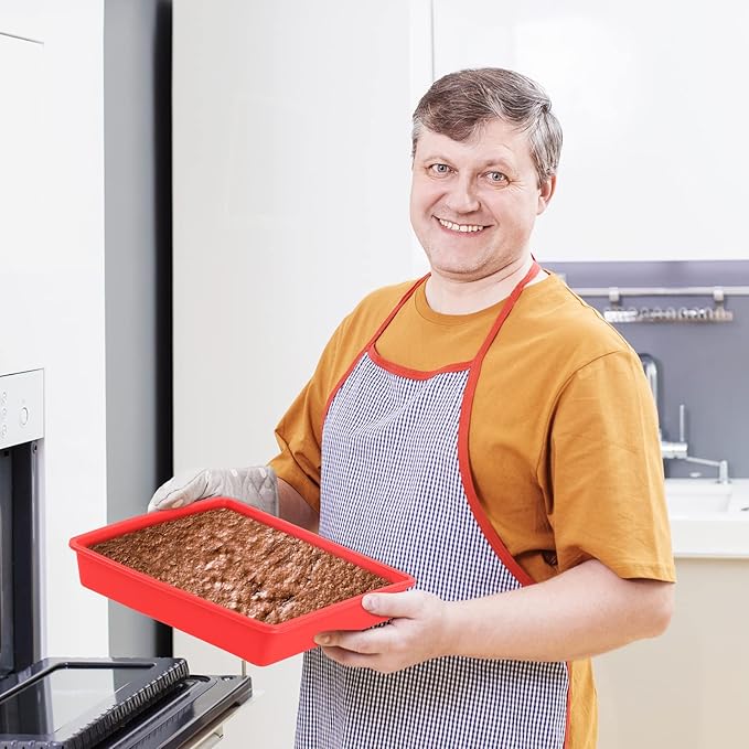 Geetery Set of 4 Silicone Square Cake Pan Silicone Brownie Pan Nonstick Baking Mold for Muffin Bread Rice Crispy Lasagna Pie, Red(7.5 x 7.5 x 1.5 Inches)