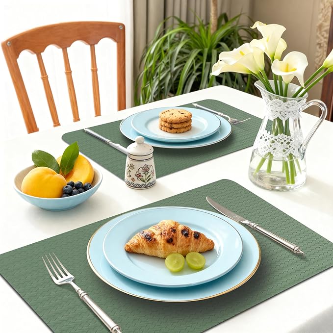 Vinyl Placemats Set of 6-12×17.7 Inch Waterproof & Heattable Placemats, Fall Faux Leather Wipeable Outdoor Table Mat for Dining, Kitchen, Indoor Outdoor Use (Sage Green, Cable Pattern)