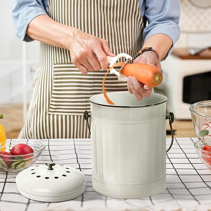 Plexon Countertop Compost Bin Kitchen Indoor with Lid, Off-White 1.5 Gallon Odorless Container, Steel Food Compost Bucket for Kitchen with Charcoal Filter, Compost Pail Countertop
