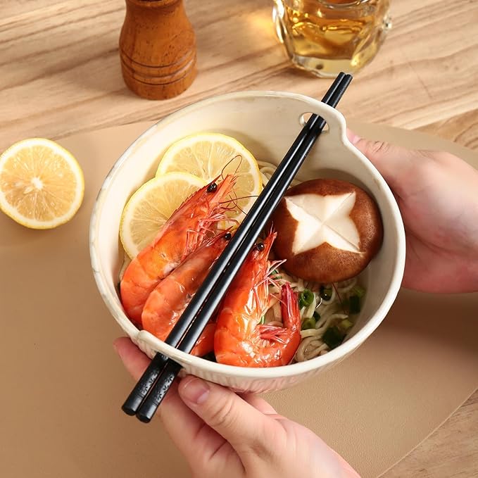 Ceramic Ramen Bowl with Chopsticks,6.7 Inch Noodle Bowls,Pho Bowls and Spoons Set,Japanese Bowl for Pho,Udon,Soba,Noodle,Microwave Safe,Set of 2 (Retro White)