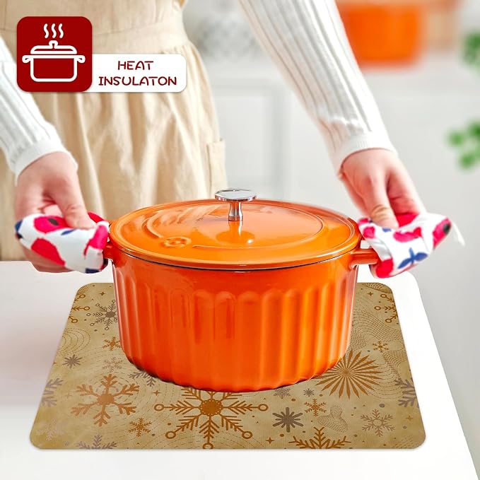 Le courant 16.9in 6PACK Christmas Snowflake Placemats with 6 Coasters, Reversible Faux Leather Easy Clean Waterproof Stain Resistant Place Mats, for Home Party Dining Holiday Table Decor