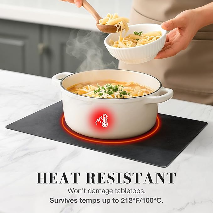 Roxifina Faux Leather Placemats Set of 4 - Vinyl Placemats Wipeable Waterproof Oil-Proof PU Place Mats Heat Resistant Reversible Table Mats for Dining, Kitchen, Outdoor, 12 x 17 Inch (Black)