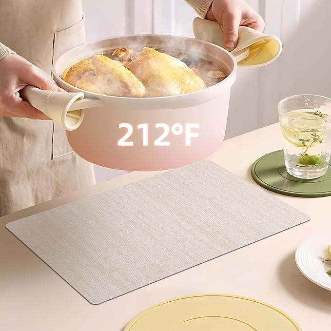 Vinyl Placemats Set of 6-12×17.7 Inch Waterproof & Heattable Placemats, Fall Faux Leather Wipeable Outdoor Table Mat for Dining, Kitchen, Indoor Outdoor Use (Beige, Linen Texture)