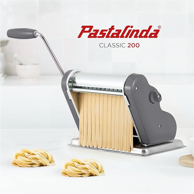 PASTALINDAClassic 200 Pasta Maker Machine, 20 cm Wide Rollers, 9 Thickness Positions, 2 Cutting Positions, Stainless Steel. Includes Reinforced Hand Crank And Two Clamps (Gray)