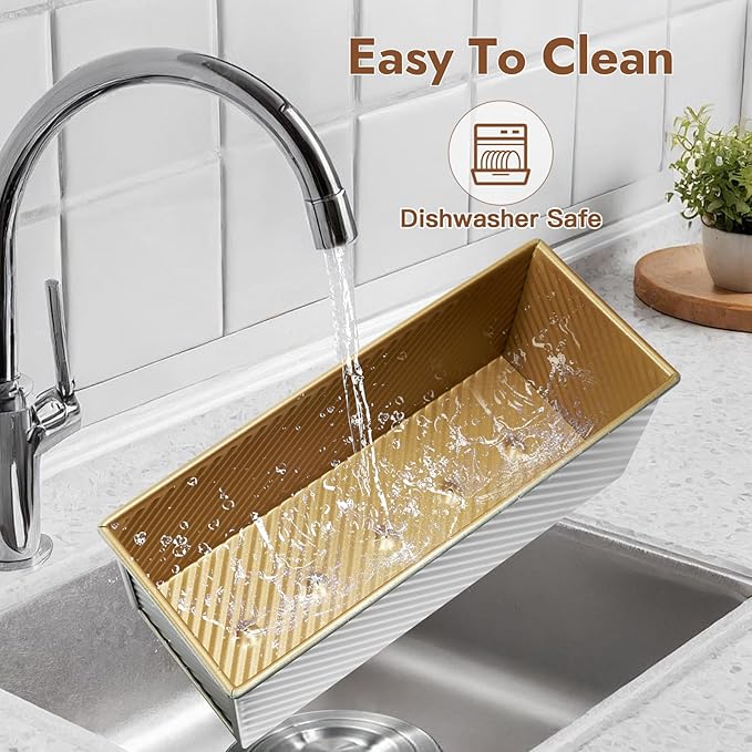 CURTA Commercial Pullman Loaf Pan with Lid 2.2 lb Dough Capacity Non-Stick Bakeware for Baking Bread Corrugated Bread Toast Box Mold Extra Large Loaf Pan Silver 2 pcs