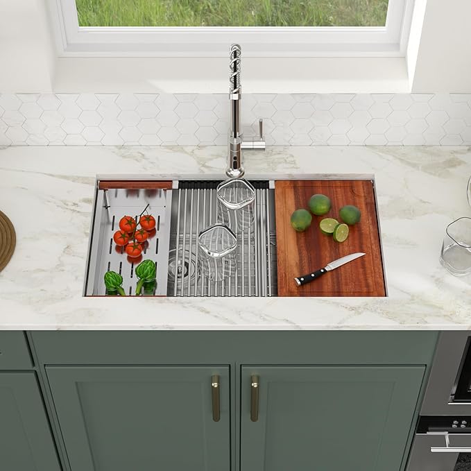 Logmey 33 Inch Double Bowl Undermount Kitchen Sink - 33x19 Workstations Low Divide 60/40 Kitchen Sink 16 Gauge Stainless Steel Sinks 33x19x9 Inches 60 40