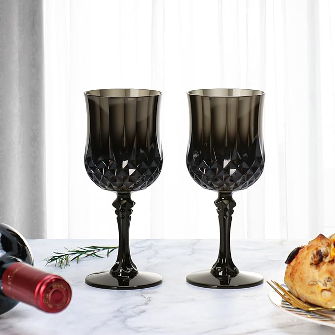 XUWAIDSGN 7oz Plastic Vintage Wine Glasses Drinking Glasses Unbreakable Wedding Glassware Crystal Water Goblets Reusable Drinkware Vintage Champagne Flutes (24, Black)