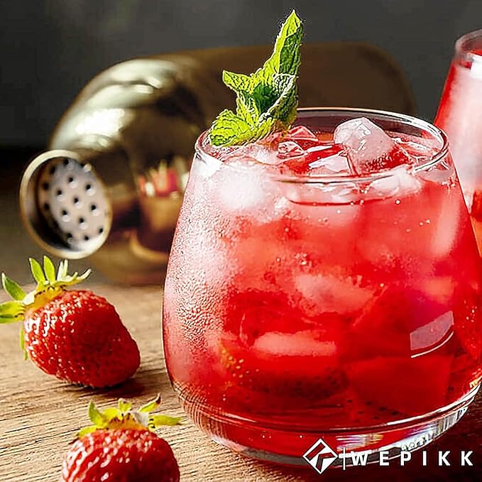 Stainless Steel Cocktail Shaker Set, 24oz/750ml Bartender Kit Includes Strainer and Stir Stick for Home, Bar, Party, Bar Accessories for The Home Bar Set (Gold)