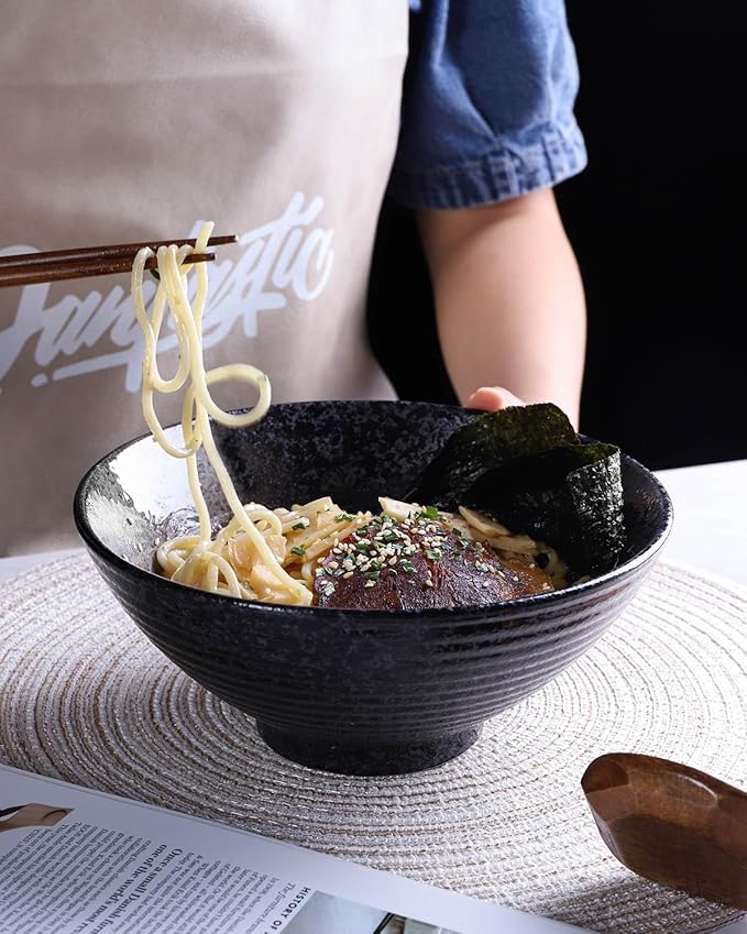 Kanwone Ceramic Japanese Ramen Bowl Set, Noodle Soup Bowls - 37 Ounce, with Matching Spoons and Chopsticks for Udon Soba Pho Asian Noodles, Set of 2, Black