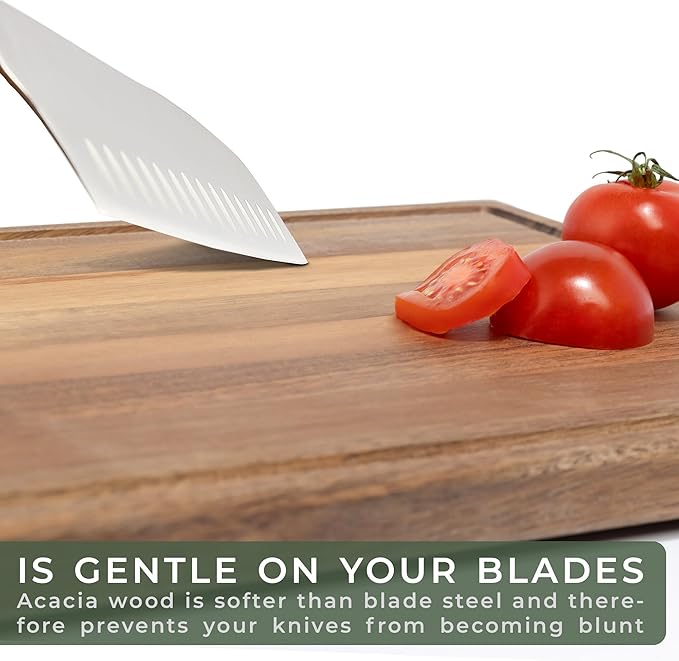 WALDWERK Cutting Board Set (15.75 x 12/13 x 9.5/10 x 7 in) out of Solid Acacia Wood - 0,8 in Thick Cutting Boards for Kitchen - Wood Cutting Boards - Wooden Chopping Boards for Kitchen