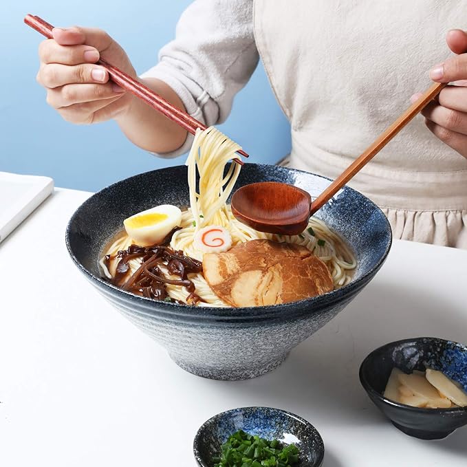 NJCHARMS Ramen Bowls, Ramen Noodle Soup Bowl, 2 Sets (6 Piece) 60 Ounce, with Spoons and Chopsticks for Udon Pho Asian Noodles, Noodle Bowls Large (Blue-Green)