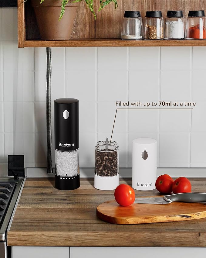 Electric Salt and Pepper Grinder Set with Dual Charging Base, 6 Adjustable Coarseness Levels & External Grind Settings, One-handed Operation Salt and Pepper Mills with LED Light,Black & White