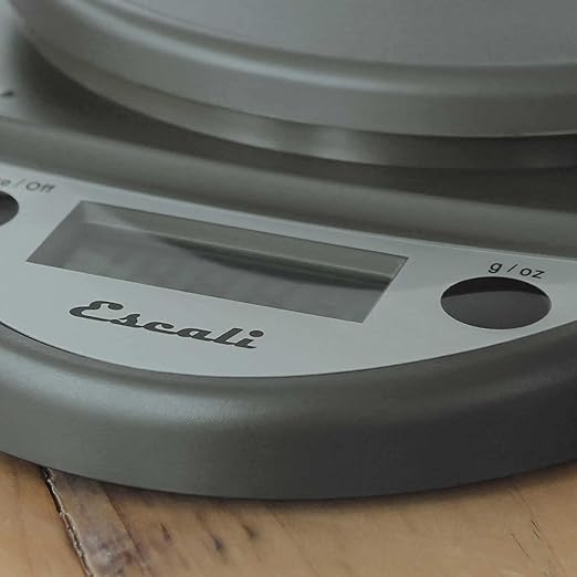 San Jamar Escali Digital Kitchen Scale, 11 lb Capacity, Tare Function, Precise Readout, Compact 8.5" x 6", Metallic Plastic (Model SCDG11M)