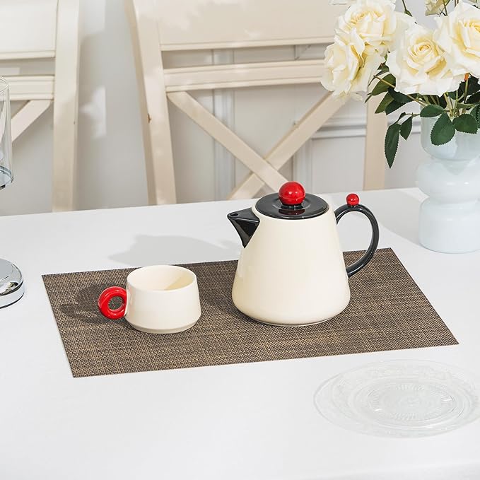 BACKTOEDEN Placemats Set of 8 Heat Resistant Washable Wipeable Placemat Woven Non-Slip Foldable Vinyl/Plastic Place Mats Indoor/Outdoor Mat Kitchen Dining Table Pad, Dark Brown