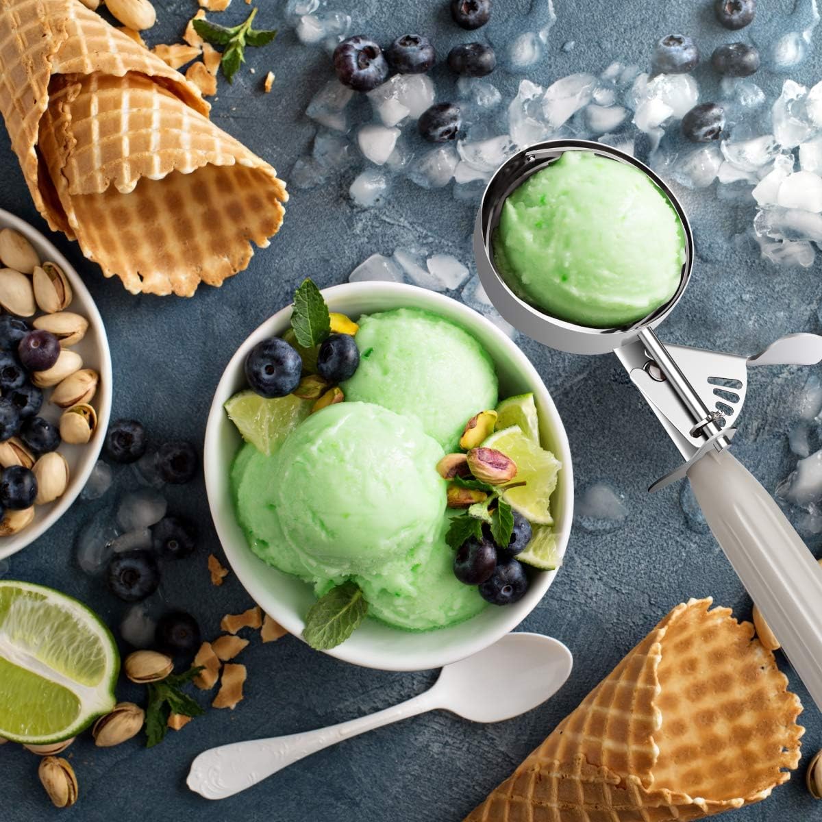 Commercial-Grade Ice Cream Scooper 3.25 oz, 18/8 Stainless Steel Cookie Scoop with Plastic Handle, Portion Control Disher Scoop for Bakeries, Restaurants & Dessert Shops, #10, Ivory