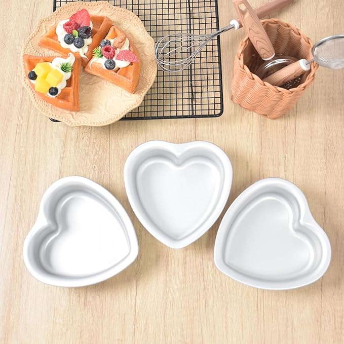 5 × 2 Inch heart cake pans,Set of 3, Aluminum Heart Cake Mold,Small Cake Pan, Heat Resistant Baking Cake Pan for Wedding, Party, Family Occasions, Chocolate. (5 × 2 Inch heart cake pan,Set of 3)