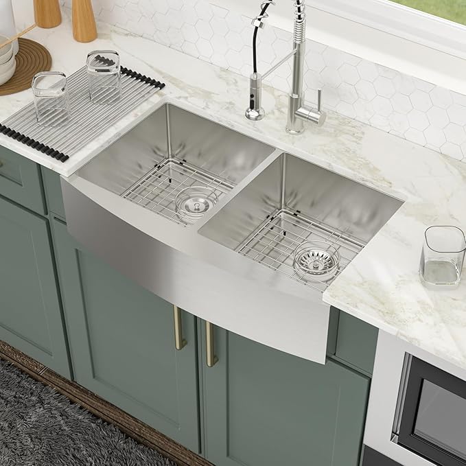 Logmey 33 inch Double Bowl Farmhouse Sink - 33x20 16 Gauge Stainless Steel Farm Sink Apron Front 50/50 Farm Kitchen Sinks