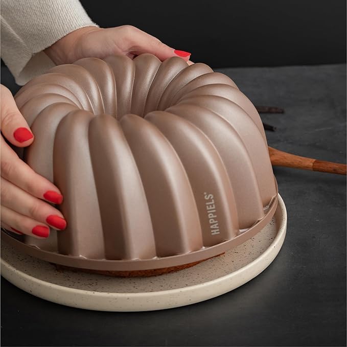 10 Cup Fluted Tube Cake Pan Nonstick, PFOA Free Fluted Cake Pan for Baking, Pound Cake Mold for Oven, Cake Molds And Cake Pans, Tube Mold, Pound Tin (Classic)